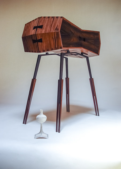 bow-tie-base-with-model.jpg
